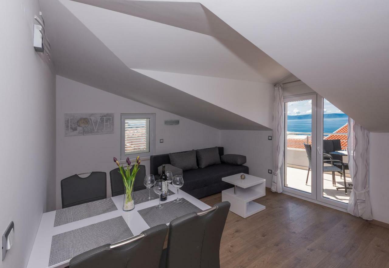 Apartmani Vujcic Makarska Exterior photo