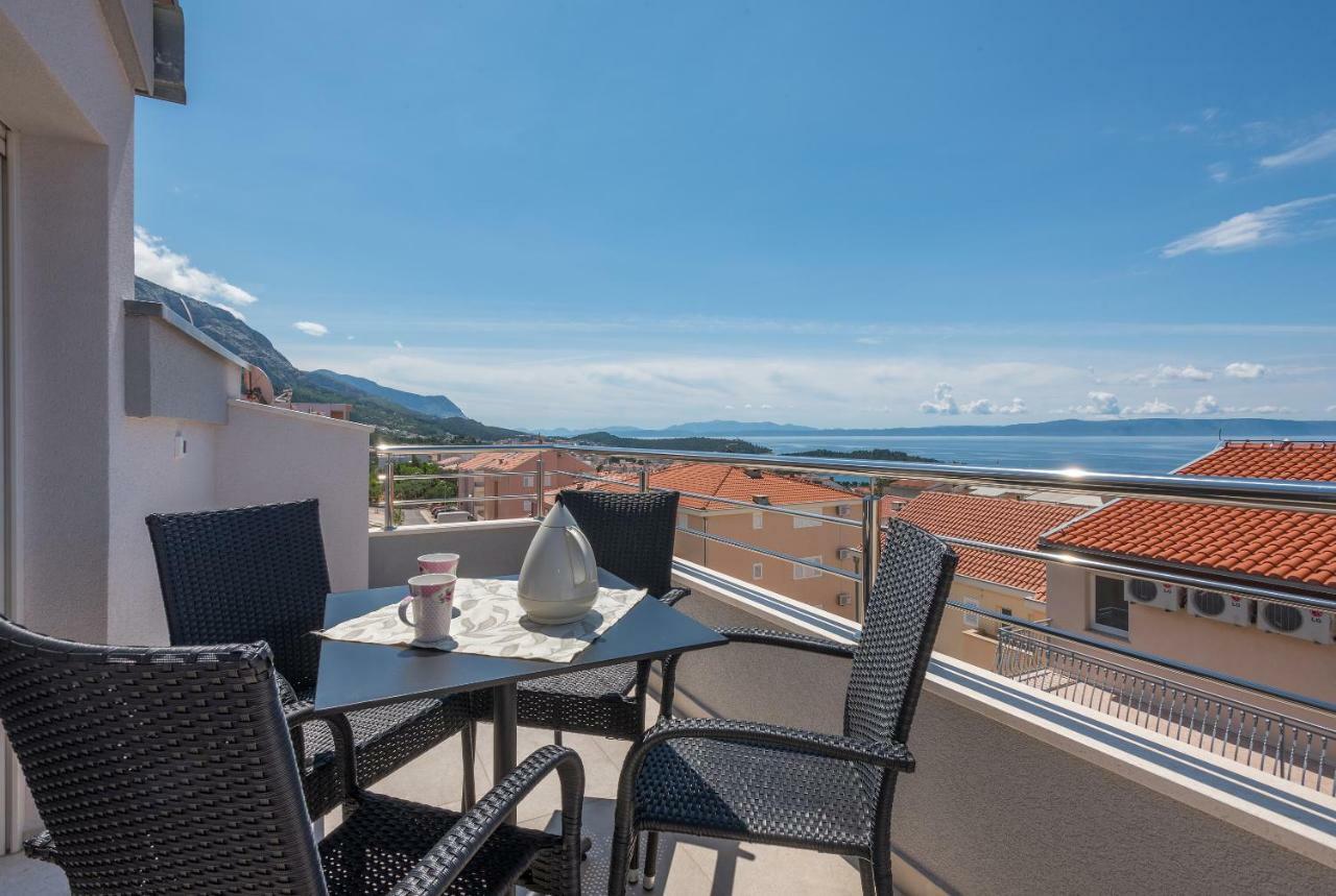 Apartmani Vujcic Makarska Exterior photo
